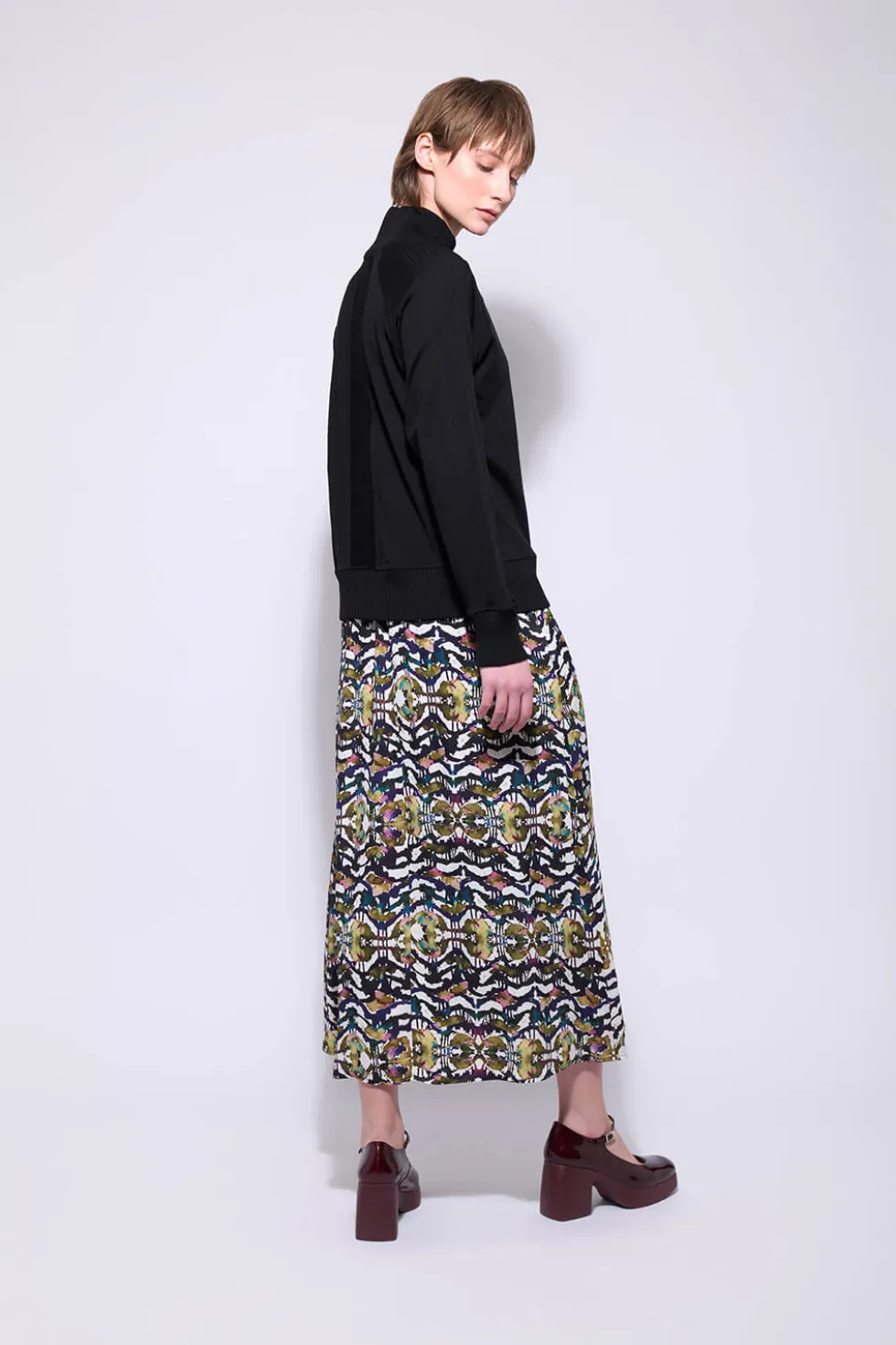 back-story-jumper-black-dMgTpFRe-2.webp Knitwear|Neris>Neris Back Story Jumper - Black