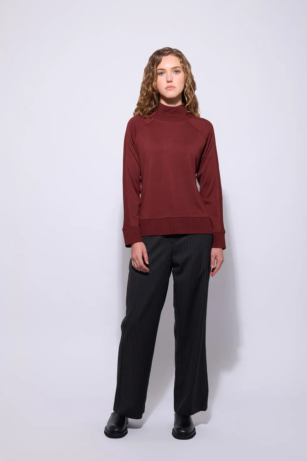 back-story-jumper-red-clay-UKKHOVJn-3.webp Knitwear|Neris>Neris Back Story Jumper - Red Clay