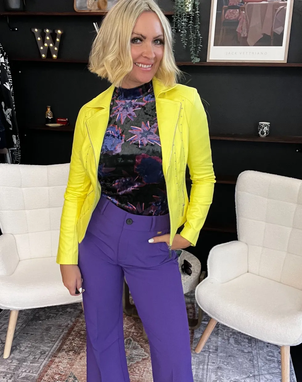 capri-sun-foiled-suede-fitted-oqzmUxyg-4.webp Jackets|Joseph Ribkoff>Joseph Ribkoff Capri Sun Foiled Suede Fitted Jacket - Neon Yellow Size L/XL 242908