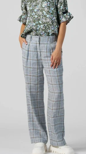 Pants Edit|Suits & Matching>Madly Sweetly Checked In Pant