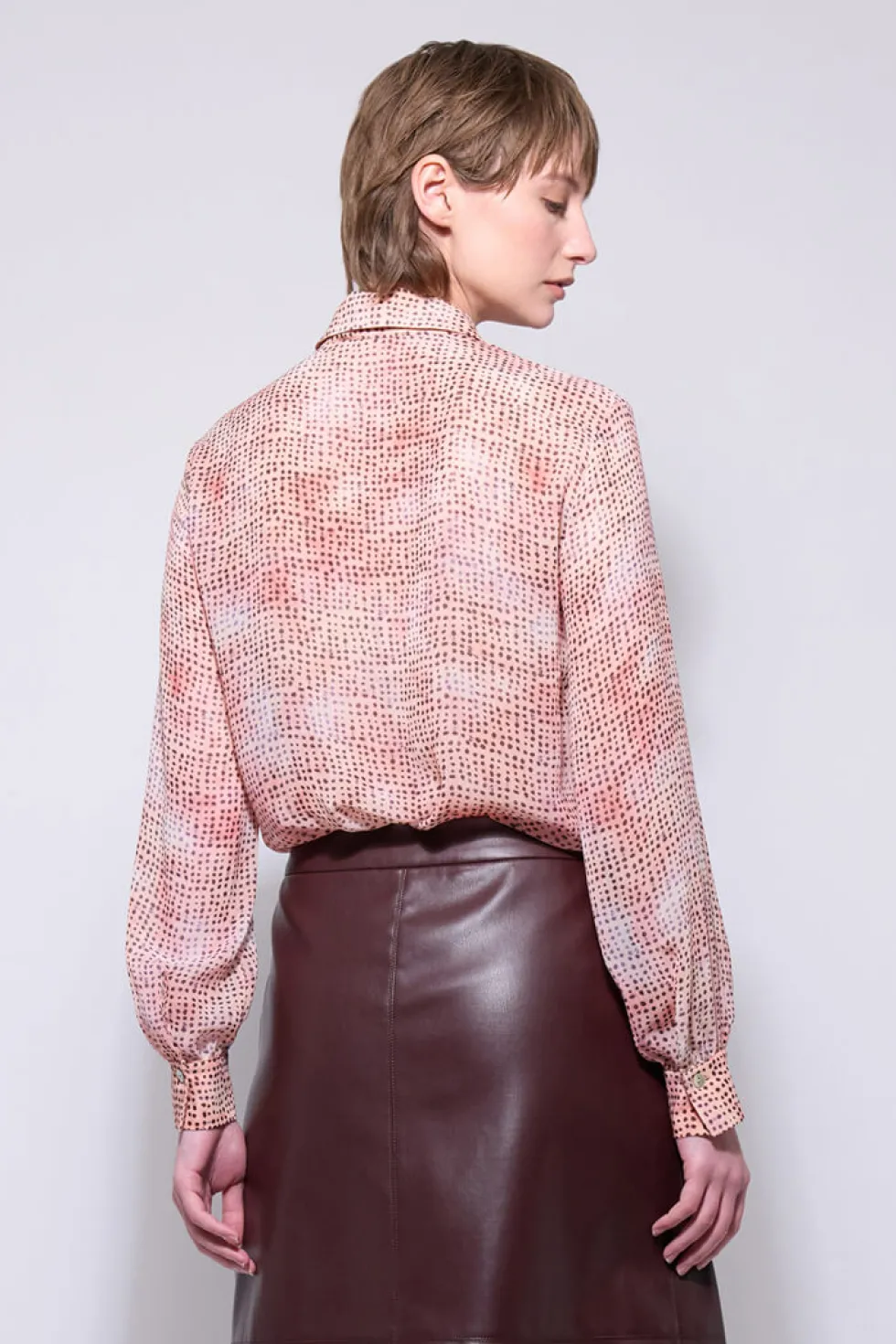 dotty-shirt-melba-spot-UKXmARPz-2.webp Shirts Edit|Neris>Neris Dotty Shirt - Melba Spot