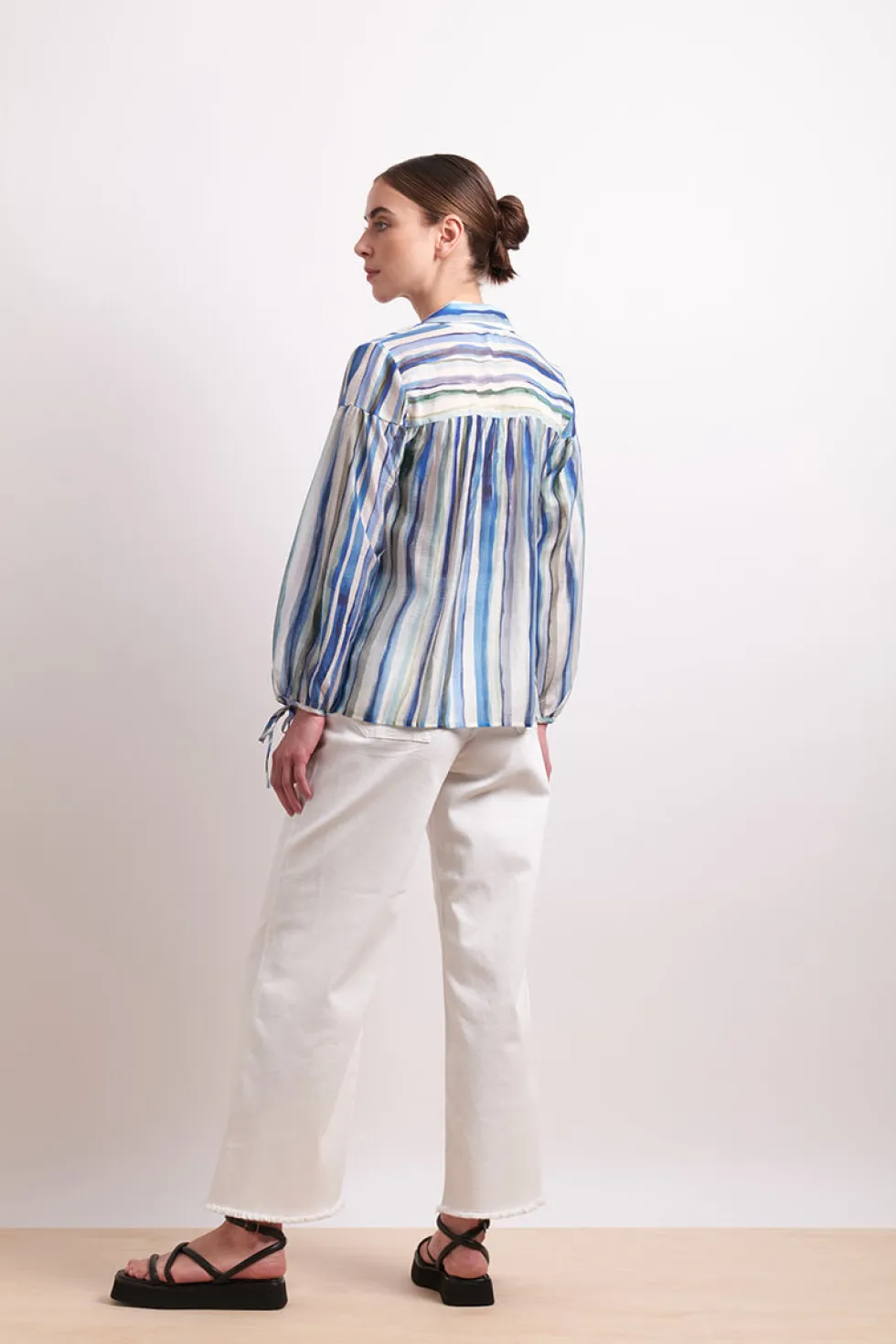 draw-the-line-shirt-azure-st-FumLuXaZ-4.webp Shirts Edit|Neris>Neris Draw The Line Shirt - Azure Stripe