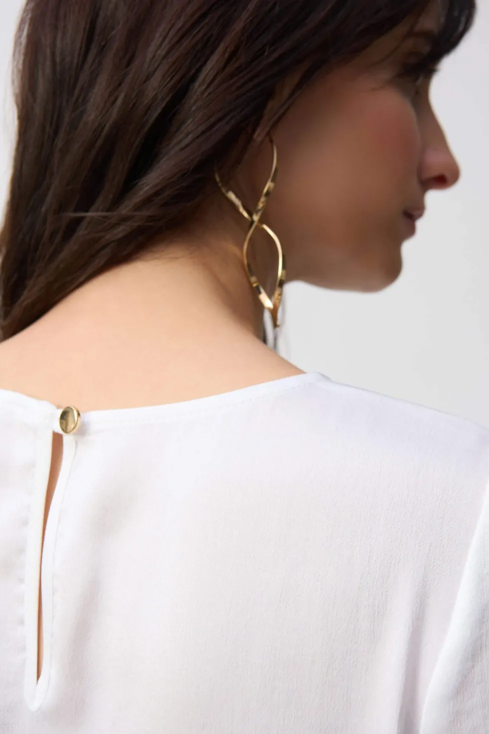 hammered-satin-straight-top-YijTDRBT-3.webp Tops|Tops>Joseph Ribkoff Hammered Satin Straight Top - White 251119 Size 12