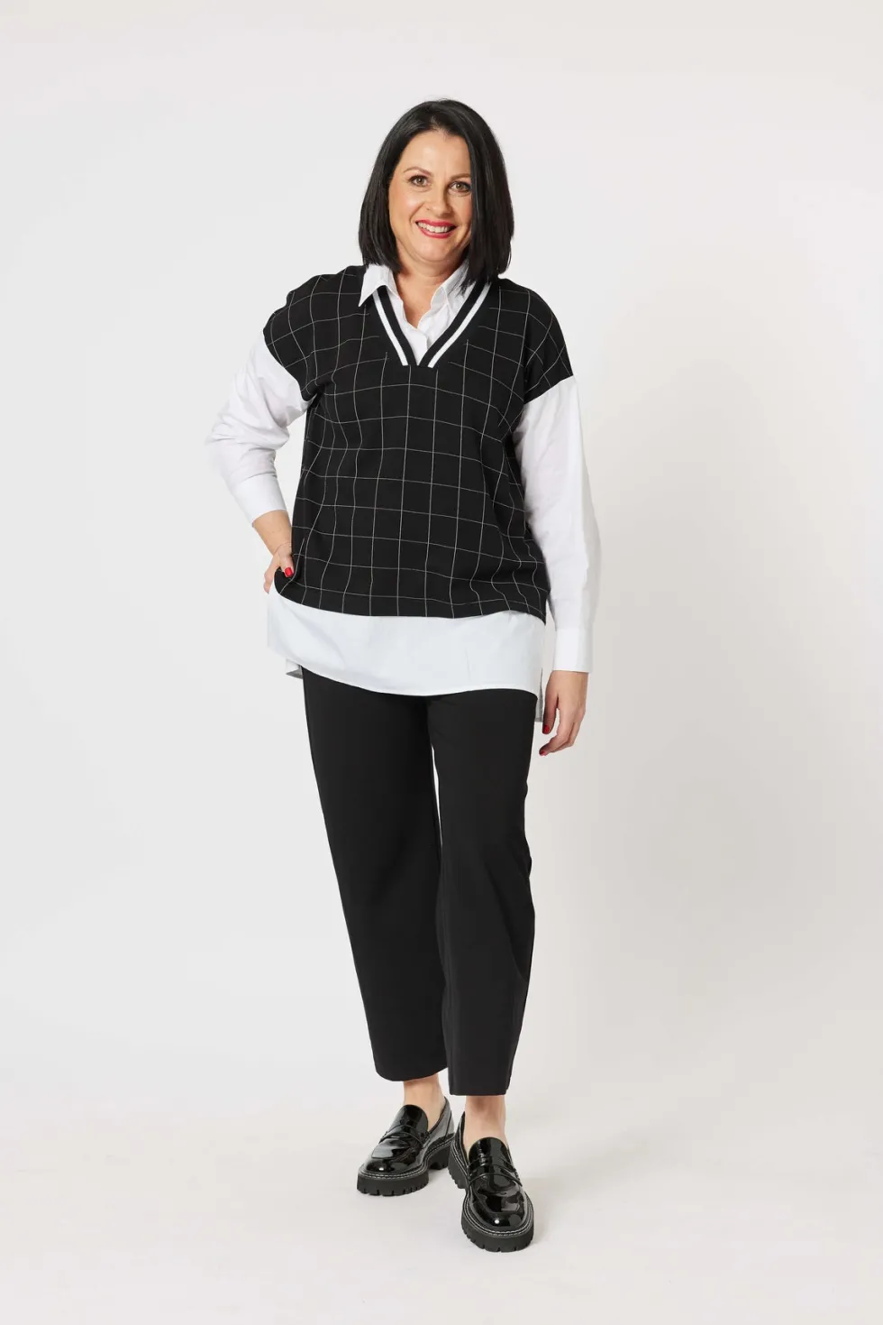 harper-v-neck-2-in-1-top-hiXkkquW-1.webp Clarity>Clarity Harper V neck 2 in 1 Top