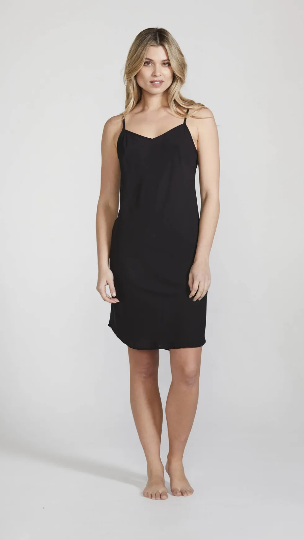 lania-basic-slips-black-AzOTFcBY-0.webp Lania The Label>Lania Basic Slips - Black