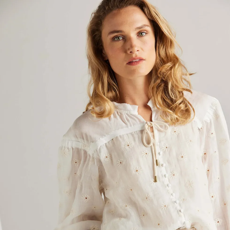 paris-shirt-ivory-size-14-UleLHXrC-4.webp Blouses|Lania The Label>Lania Paris Shirt - Ivory Size 14