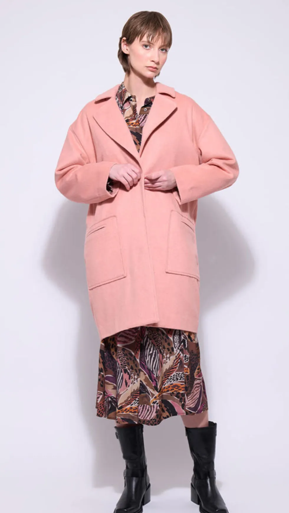 polly-coat-pink-salt-iBeHLvXU-1.webp Jackets|Neris>Neris Polly Coat - Pink Salt