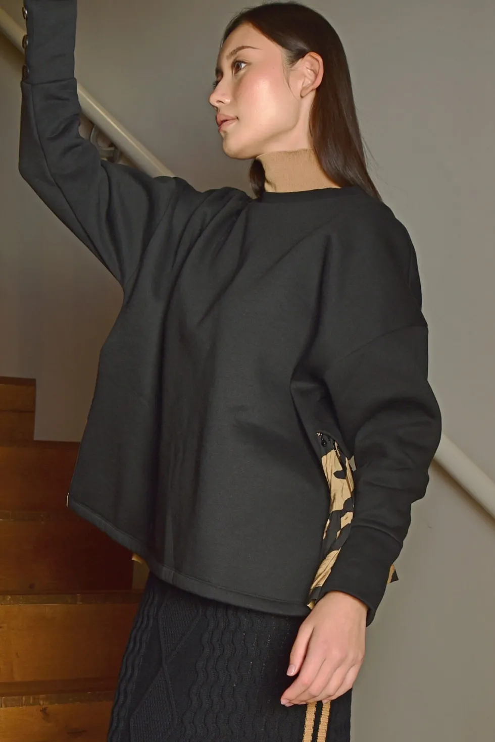 run-of-the-frill-sweat-top-c-nsrStlnK-4.webp Trelise Cooper>Trelise Cooper Run of The Frill Sweat Top - Cooper Size XL