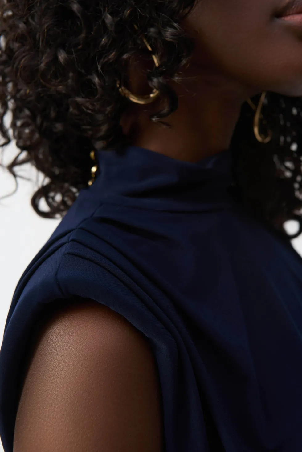 santa-cruz-boxy-sleeveless-top-dkkGAYKV-3.webp Tops|Tops>Joseph Ribkoff Santa Cruz Boxy Sleeveless Top - Navy 251022