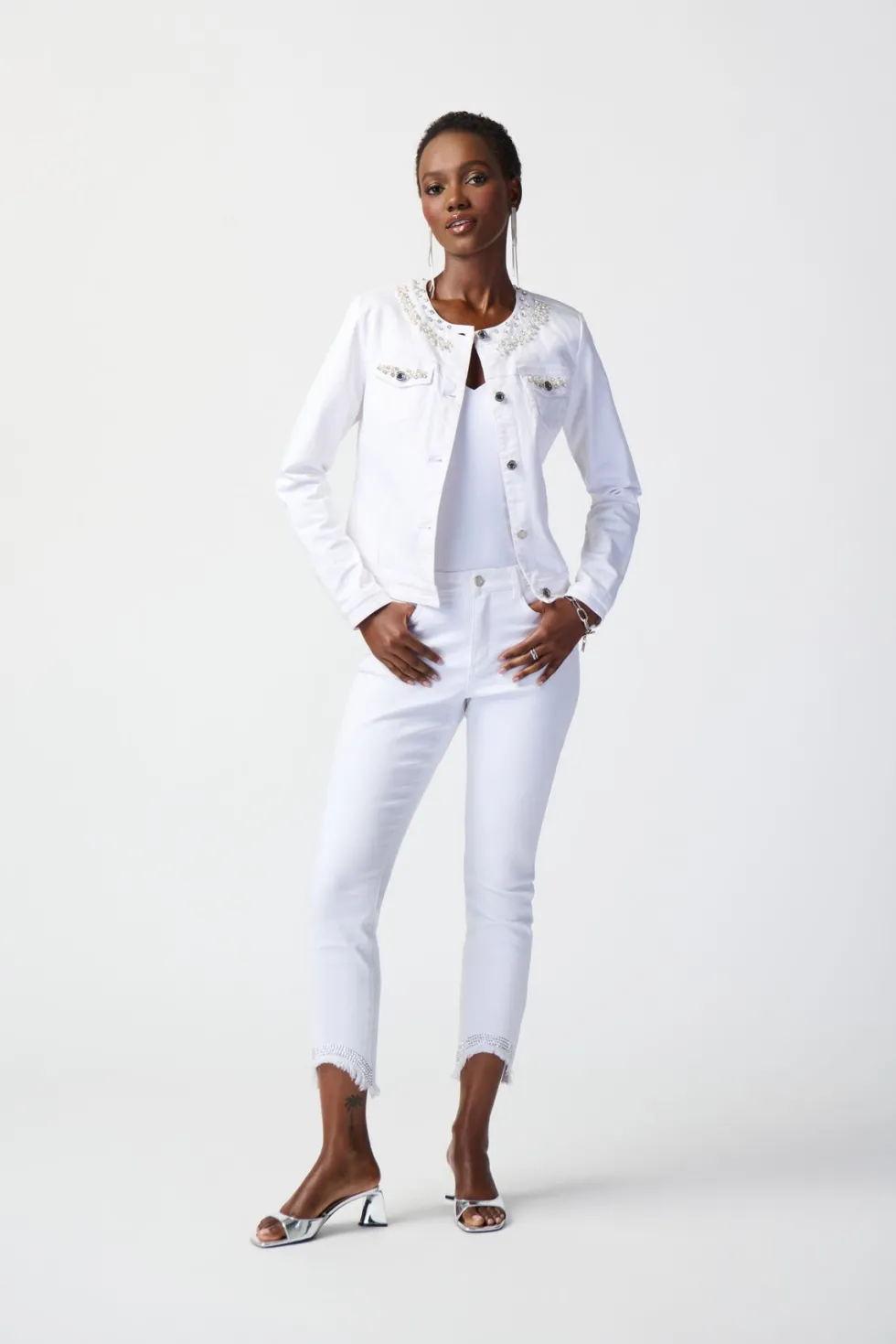 sea-view-jeans-sparkle-hem-w-ZRokHQKU-0.webp Denim|Jeans>Joseph Ribkoff Sea View Jeans Sparkle Hem - White 241921