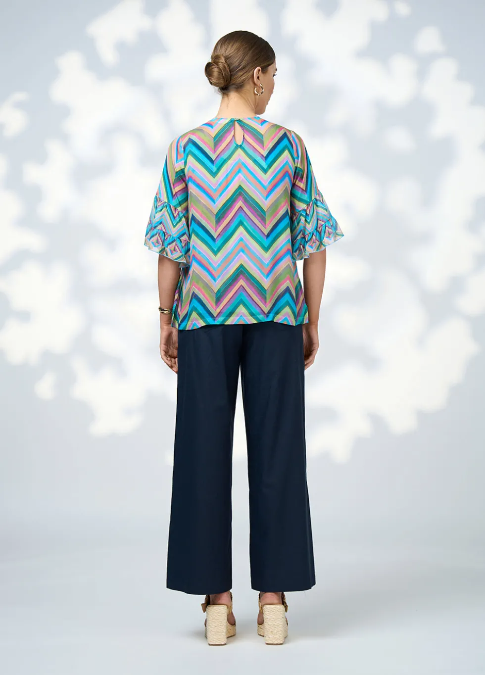 wanderlust-top-TPRpMerw-2.webp Tops|Tops>Loobies Story Wanderlust Top