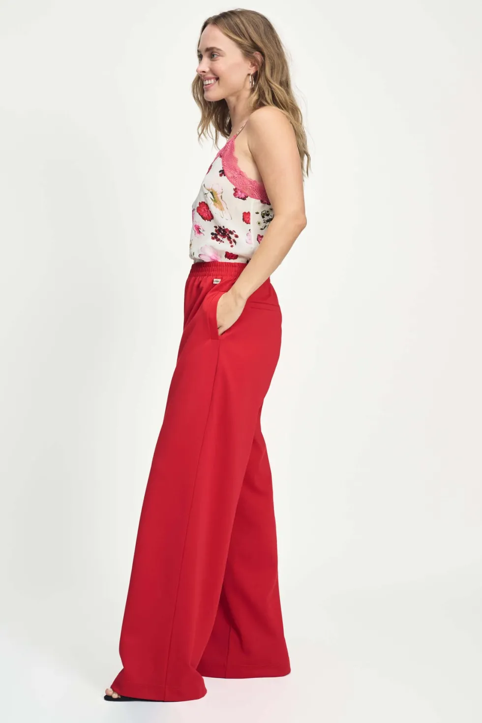 wide-scarlet-red-summer-pant-AkkHqCHB-5.webp Pants Edit|Casual Pants>POM Amsterdam Wide Scarlet Red Summer Pant